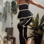 Ρομαντικό σετ παντελόνα με τοπ σε μαύρο