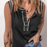 Μπλουζάκι με ραφές και κουμπάκια