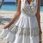 Boho φόρεμα με χρυσές λεπτομέρειες σε λευκό