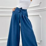 Παντελόνα μπλέ με ζωνάκι και πιέτες