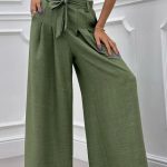 Παντελόνα χακί με ζωνάκι και πιέτες