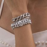 Σετ βραχιόλια 4 τεμ. σε ασημένιο απόχρωση