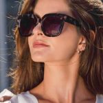 Καφέ ταρταρούγα γυαλιά ηλίου