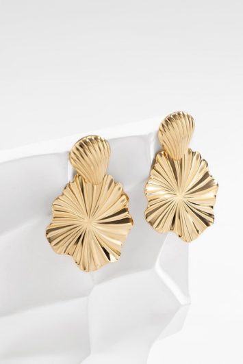 dangling-big-gold-earrings-200171249-1-kookoo-3