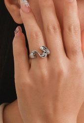 silver-ring-with-irregular-shape-200171260-1-kookoo-1