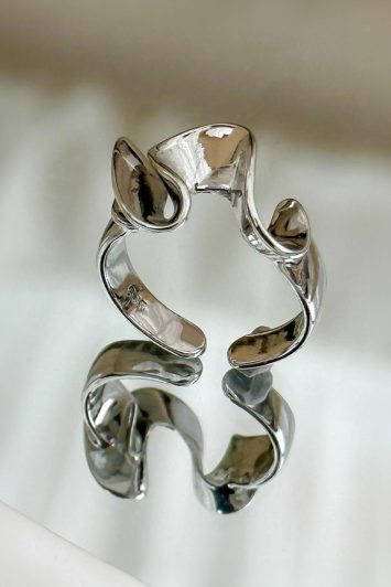 silver-ring-with-irregular-shape-200171260-1-kookoo-2