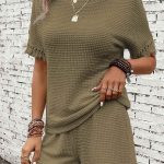 Knitted σετάκι με κρόσια σε χακί