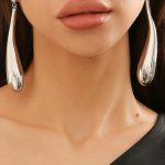 Κρίκοι σε σχήμα δάκρυ