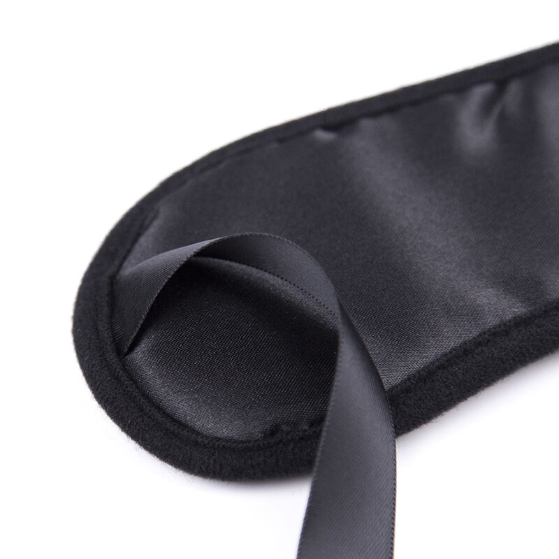 Ohmama - Σατέν μάσκα αποπλάνησης με κόκκινα ανάγλυφα σχέδια 5 Ohmama - Σατέν μάσκα αποπλάνησης με κόκκινα ανάγλυφα σχέδια - Image 5