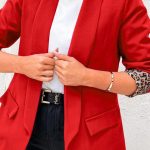 Σακάκι με λεπτομέρειες λεοπάρ σε κόκκινο