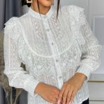 Πουκάμισο λευκό με κουμπάκια στράς