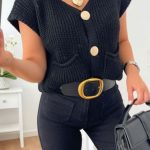 Πλεκτό αμάνικο μαύρο ζακετάκι με κουμπιά