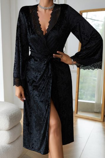 velvet-robe-with-belt-in-black-200118020-1-kookoo-4-200118020-3-kookoo-1