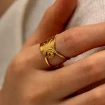 Δαχτυλίδι ατσάλι με ιδιαίτερο σχήμα