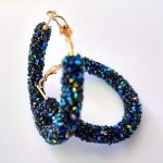 Σκουλαρίκια μπλέ κρίκοι με πέτρες στρας