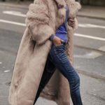 Fluffy μακριά γούνα μπεζ