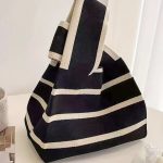 Μικρό υφασμάτινο μαύρο τσαντάκι φαγητού