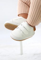 baby-sneakers-white-with-scratches-200340088-2-kookoo-1-1