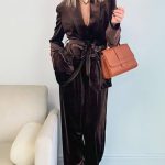 Βελούδινο σετ καφέ σακάκι και παντελόνι