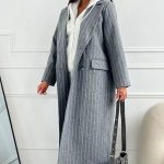 Μακρύ ριγέ γκρί παλτό