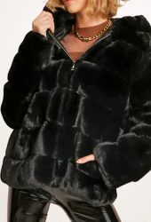 gynaikeio-mayro-faux-fur-panofori-gounas-200117693-1-KooKoo (1)