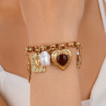 Βραχιόλι με κρεμαστά charms