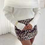Offshoulder λευκό μακρυμάνικο πλεκτό τόπ
