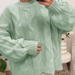Πλεκτό πουλόβερ με σχέδιο πλέξης φυστικί