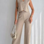 Πλεκτό εκρού σετάκι με γιλέκο και παντελόνι