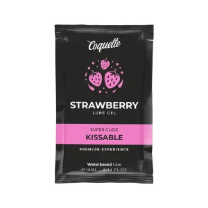 Λιπαντικό νερού Kissable Strawberry 10ml από τη σειρά Coquette Chic Desire, με γεύση φράουλα.