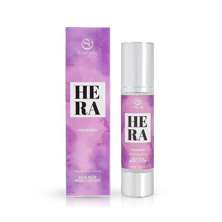 Secretplay - Γυναικείο Body Lotion HERA φερομόνης 50ml 1 Hera Silky Skin γυναικεία λοσιόν σώματος 50 ml με εκχύλισμα τρούφας, airless συσκευασία και floral fruity άρωμα αχλάδι Anjou, γαρδένια και μαύρη βανίλια