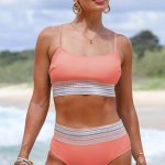 Ψηλόμεσο ροδακινί μπικίνι με ρίγες