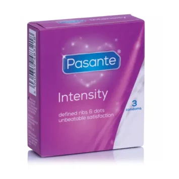 Προφυλακτικά Pasante Intensity με έντονες ραβδώσεις και κουκίδες, vegan, σε συσκευασία 3 τεμαχίων.
