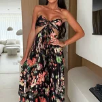 Maxi φόρεμα μαύρο με πιέτες και φλοράλ μοτίβο