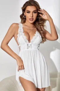 Μαύρο lace κορμάκι με choker και ζαρτιέρες